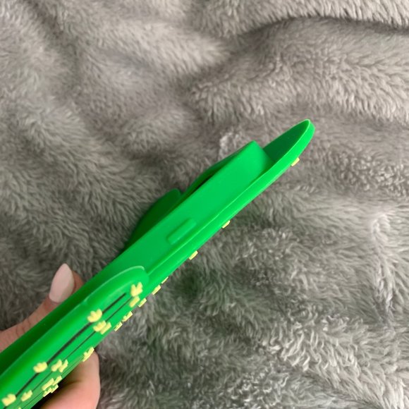 NWOT Iphone 7 Plus Cactus Case - Picture 7 of 7